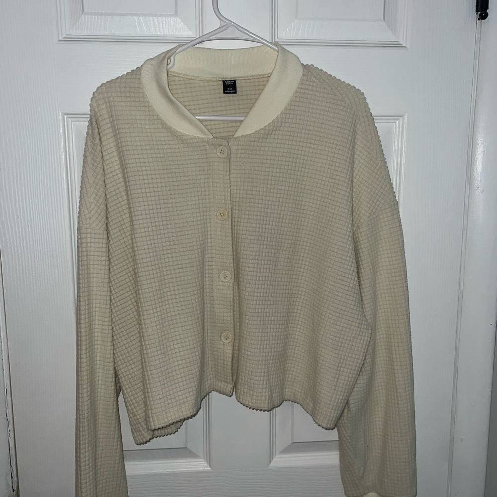 Elegant Cream Button-Up Cardigan